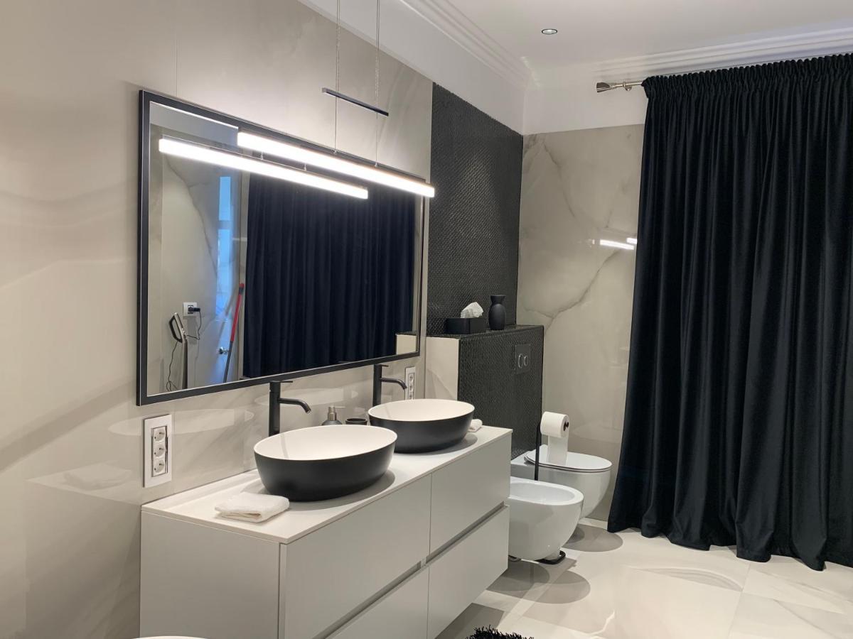 Schillerplatz Apartment Сибиу Экстерьер фото