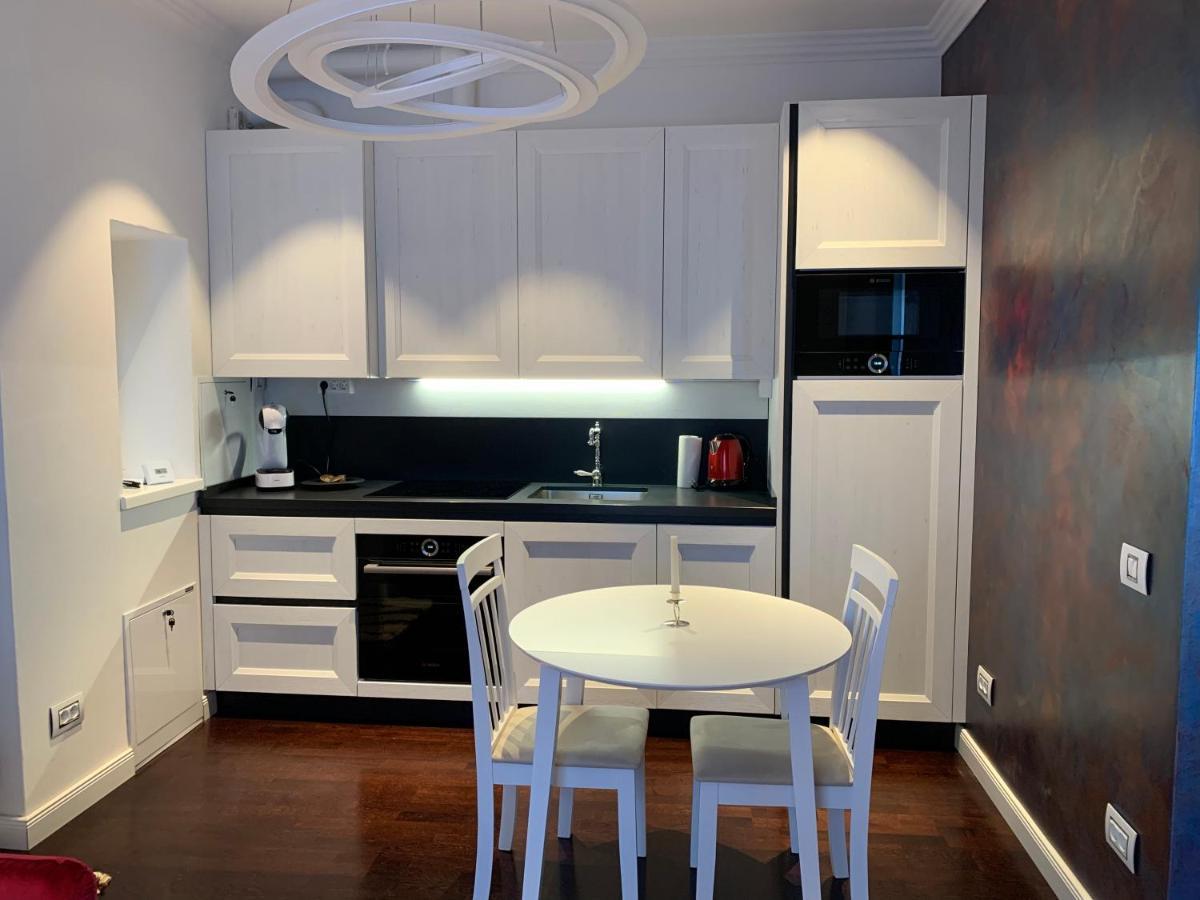 Schillerplatz Apartment Сибиу Экстерьер фото
